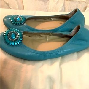 Ellen Tracy flats